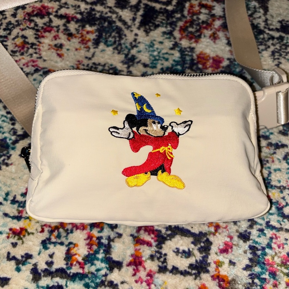 Belt Bagwith Embroidered Sorcerer Mickey